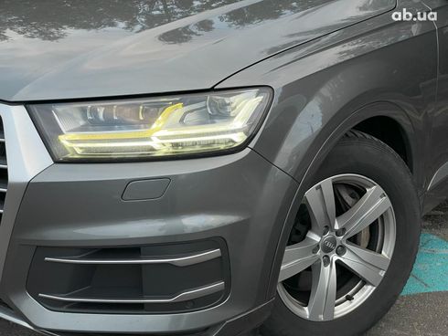 Audi Q7 2016 серый - фото 2