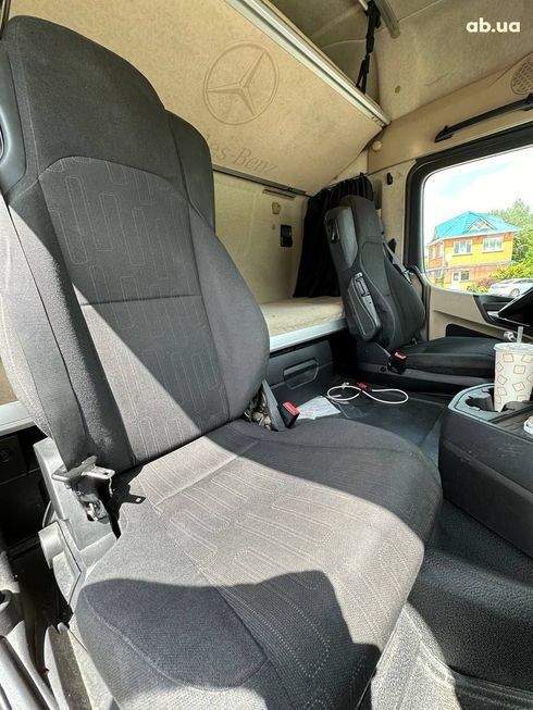 Mercedes-Benz Actros 2013 - фото 18