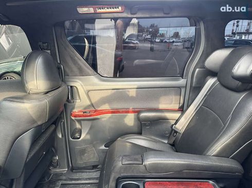 Toyota Alphard 2010 - фото 26