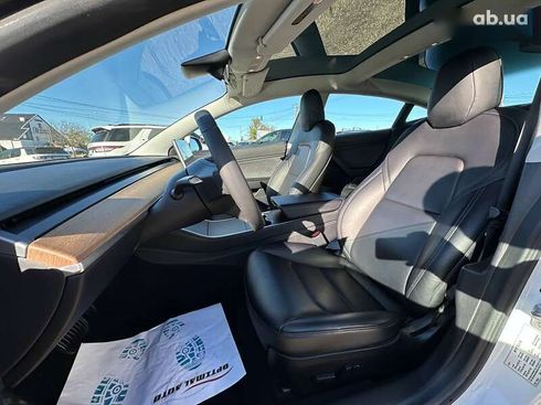 Tesla Model 3 2020 - фото 13
