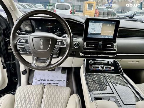 Lincoln Navigator 2019 - фото 26