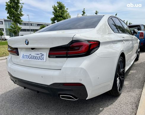 BMW 5 серия 2023 - фото 38