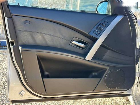 BMW 5 серия 2004 - фото 12