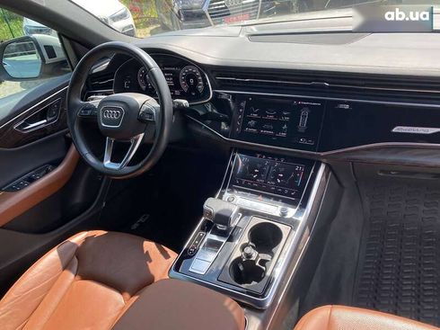 Audi Q8 2021 - фото 10