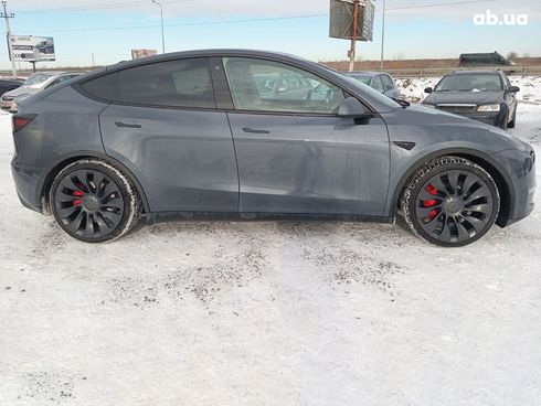 Tesla Model Y 2022 серый - фото 4