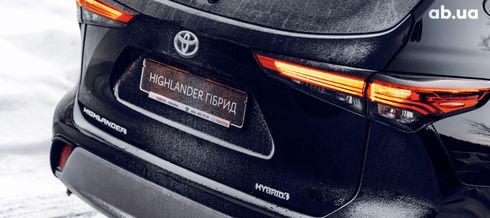 Toyota Highlander 2022 - фото 4