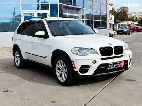 BMW X5 2011 белый - фото 10