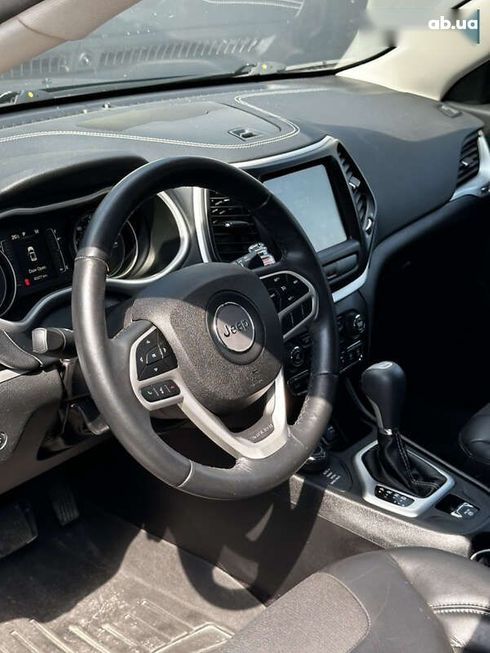 Jeep Cherokee 2017 - фото 16