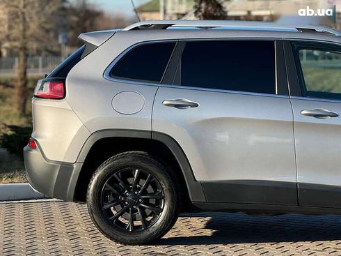 Jeep Cherokee 2018 - фото 16