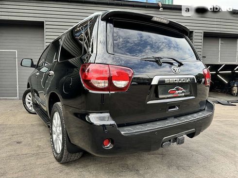 Toyota Sequoia 2021 - фото 10