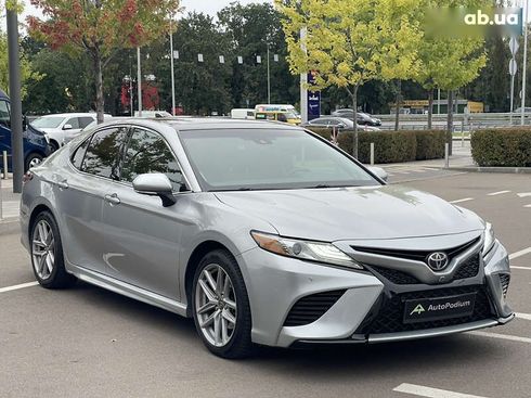 Toyota Camry 2018 - фото 5