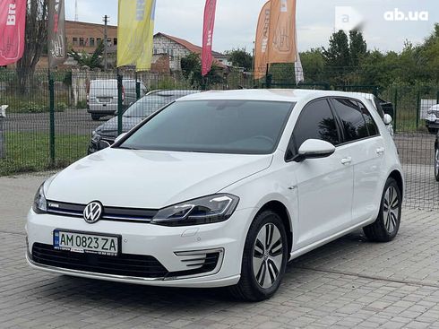 Volkswagen e-Golf 2020 - фото 2