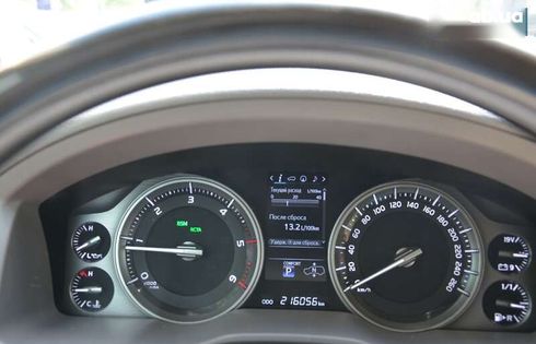 Toyota Land Cruiser 2017 - фото 26