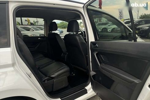 Volkswagen Touran 2019 - фото 12