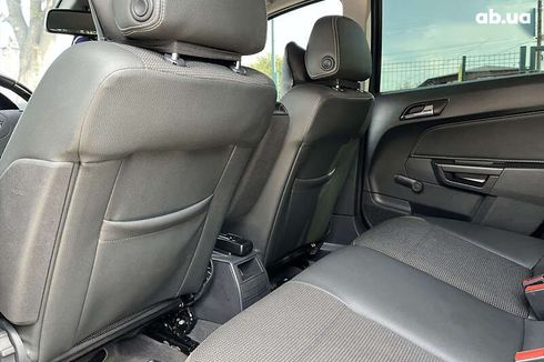Opel Astra 2009 - фото 17