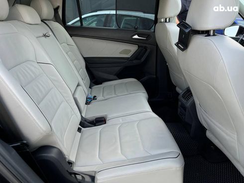 Volkswagen Tiguan 2018 черный - фото 41