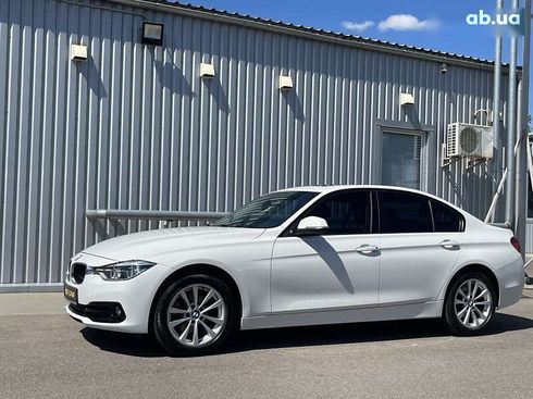 BMW 3 серия 2017 - фото 16