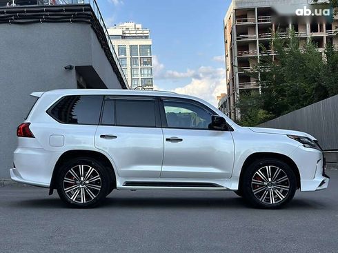 Lexus LX 2019 - фото 12