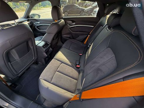 Audi E-Tron 2022 - фото 14