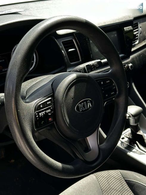 Kia Niro 2017 - фото 10