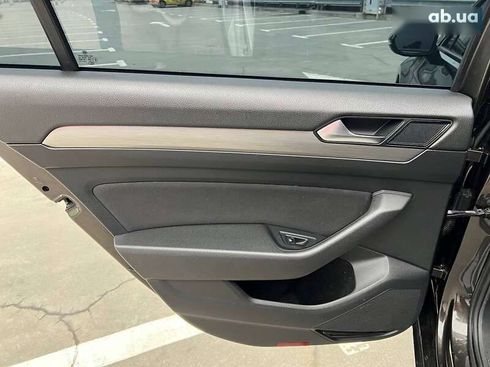 Volkswagen Passat 2018 - фото 23