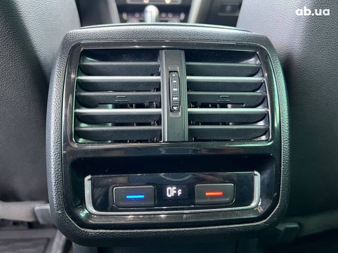 Volkswagen Passat 2016 белый - фото 38