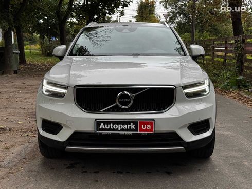 Volvo XC40 2018 белый - фото 2