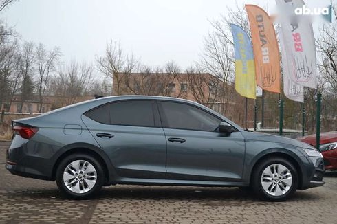 Skoda Octavia 2020 - фото 23