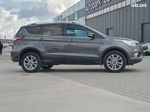 Ford Kuga 2017 серый - фото 24