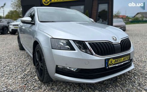 Skoda Octavia 2019 - фото 7