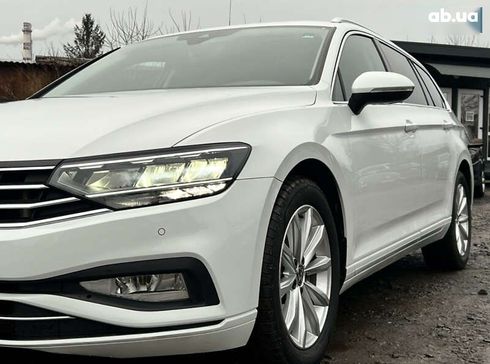 Volkswagen Passat 2021 - фото 11