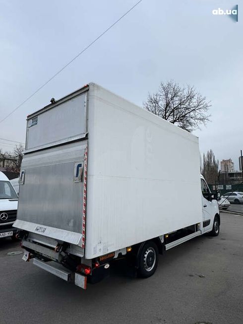 Renault Master 2020 - фото 9