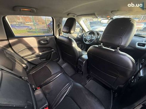 Jeep Compass 2018 - фото 11