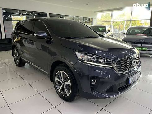 Kia Sorento 2019 - фото 3