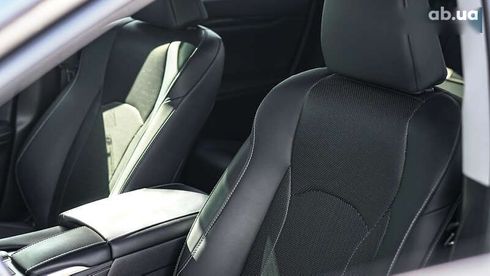 Lexus RX 2022 - фото 16