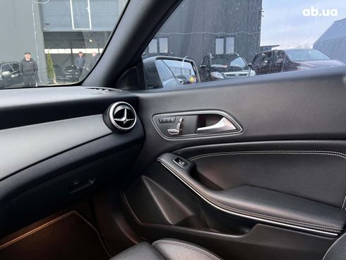 Mercedes-Benz CLA-Класс 2018 серый - фото 38