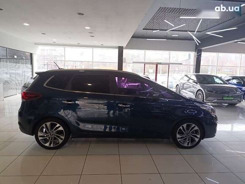 Kia Carens 2016 - фото 5