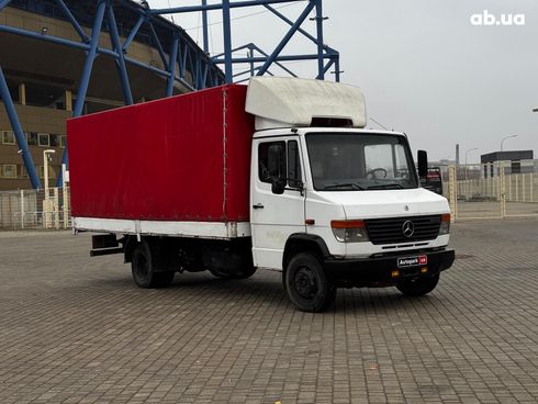 Mercedes-Benz 814 2001 белый - фото 16