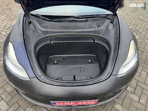 Tesla Model 3 2018 - фото 7