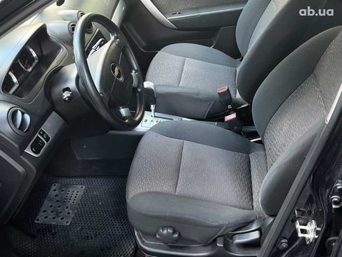 Chevrolet Aveo 2011 черный - фото 17