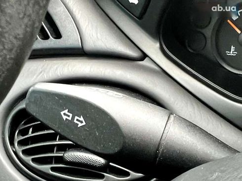 Ford Focus 2004 - фото 25