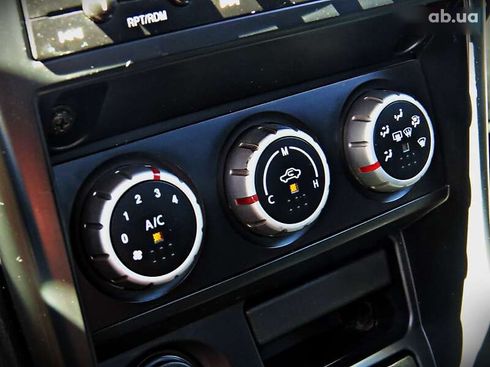 Nissan Almera 2008 - фото 11