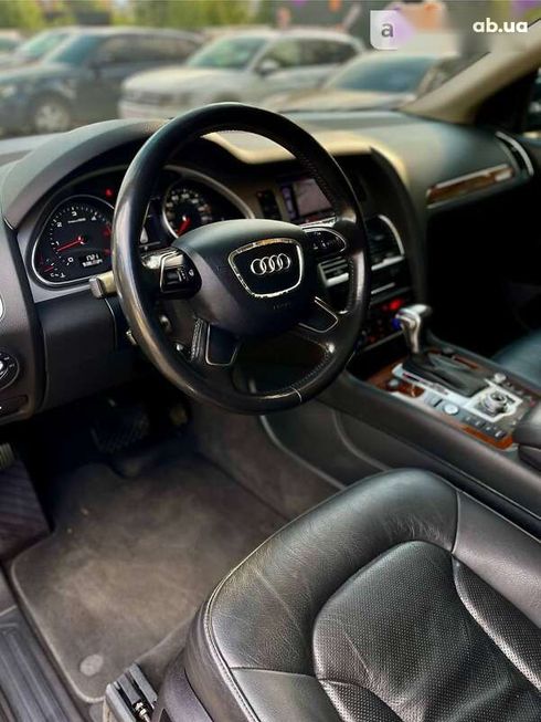 Audi Q7 2013 - фото 24