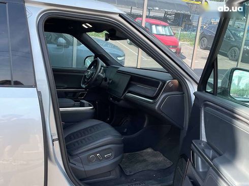 Rivian R1T 2023 - фото 26