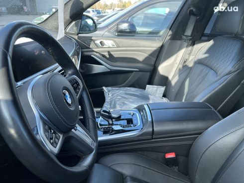 BMW X7 2022 - фото 35