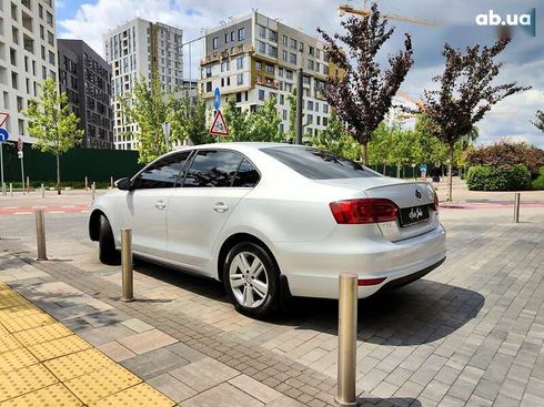 Volkswagen Jetta 2012 - фото 11