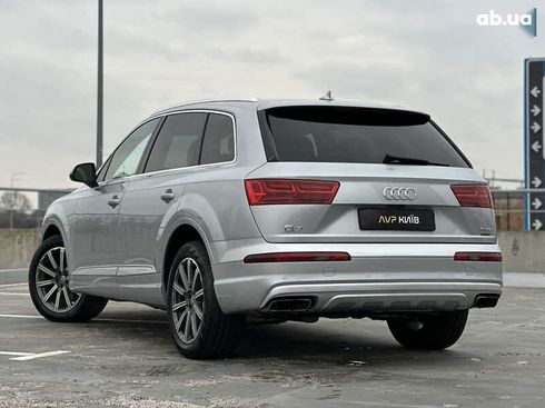 Audi Q7 2017 - фото 21