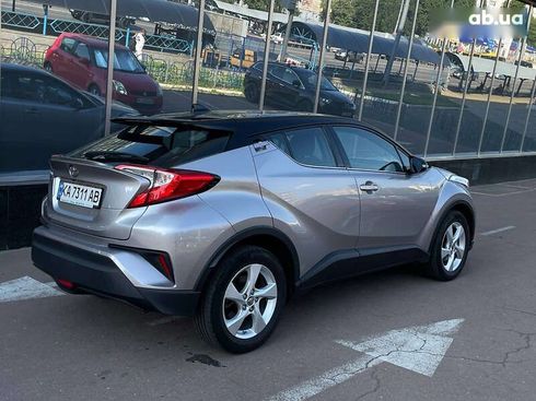 Toyota C-HR 2018 - фото 5