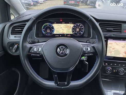 Volkswagen e-Golf 2020 - фото 30