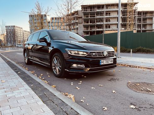 Volkswagen Passat Variant 2018 черный - фото 15